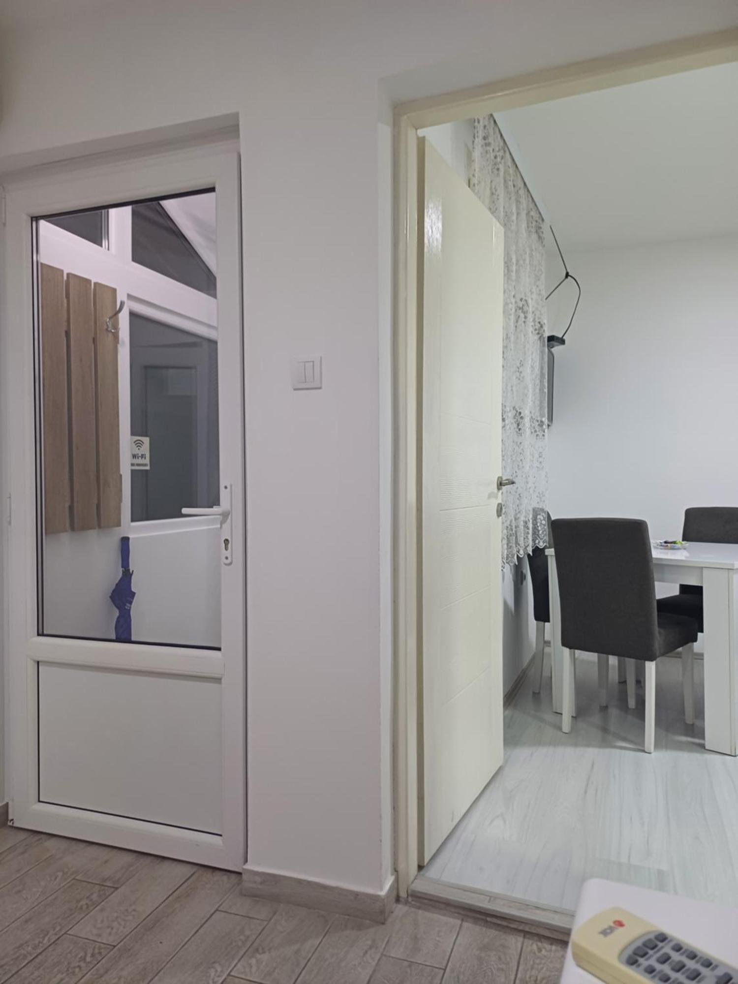 Apartman “Sanja” ปิโรต์ ภายนอก รูปภาพ