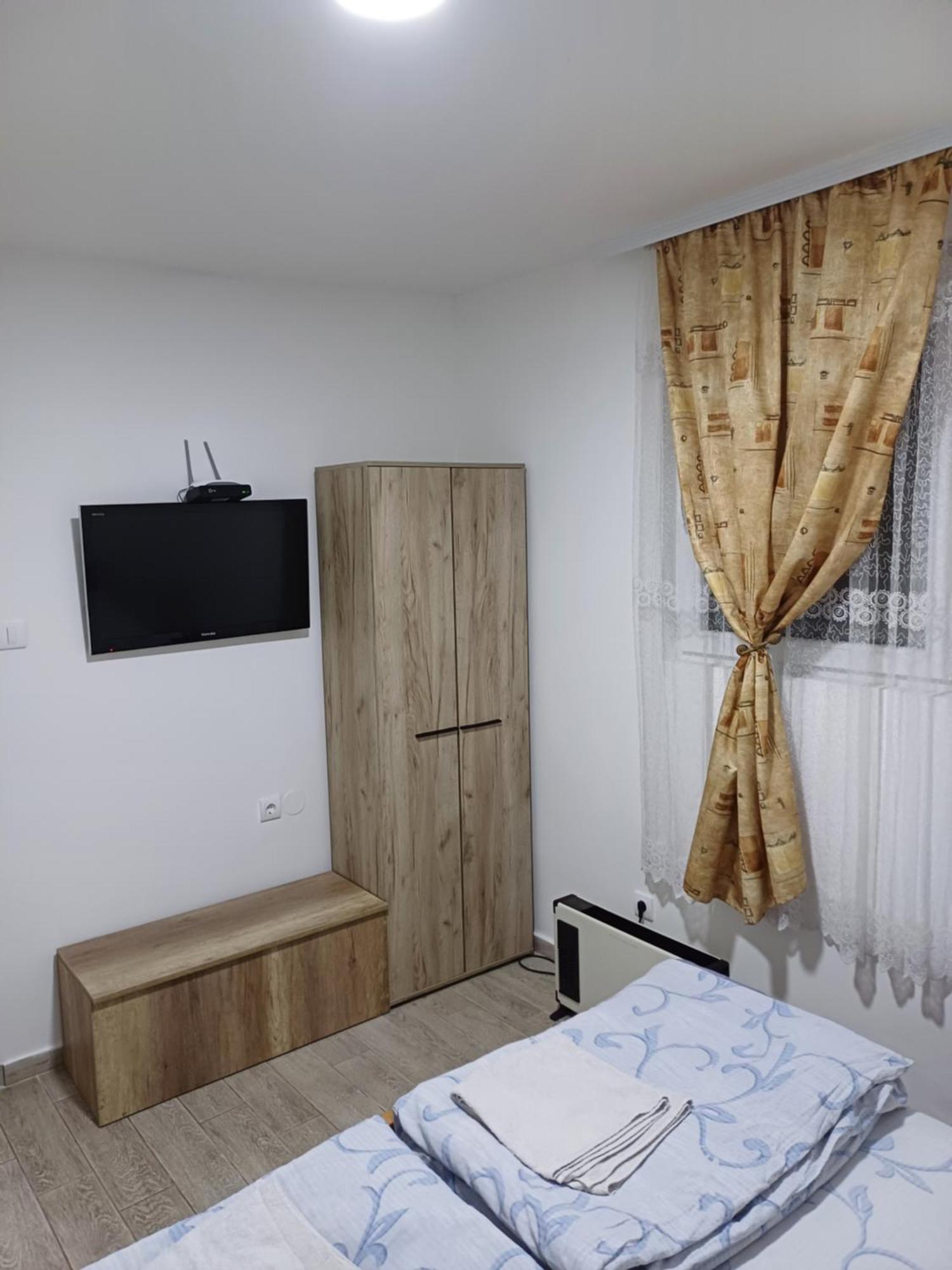 Apartman “Sanja” ปิโรต์ ภายนอก รูปภาพ